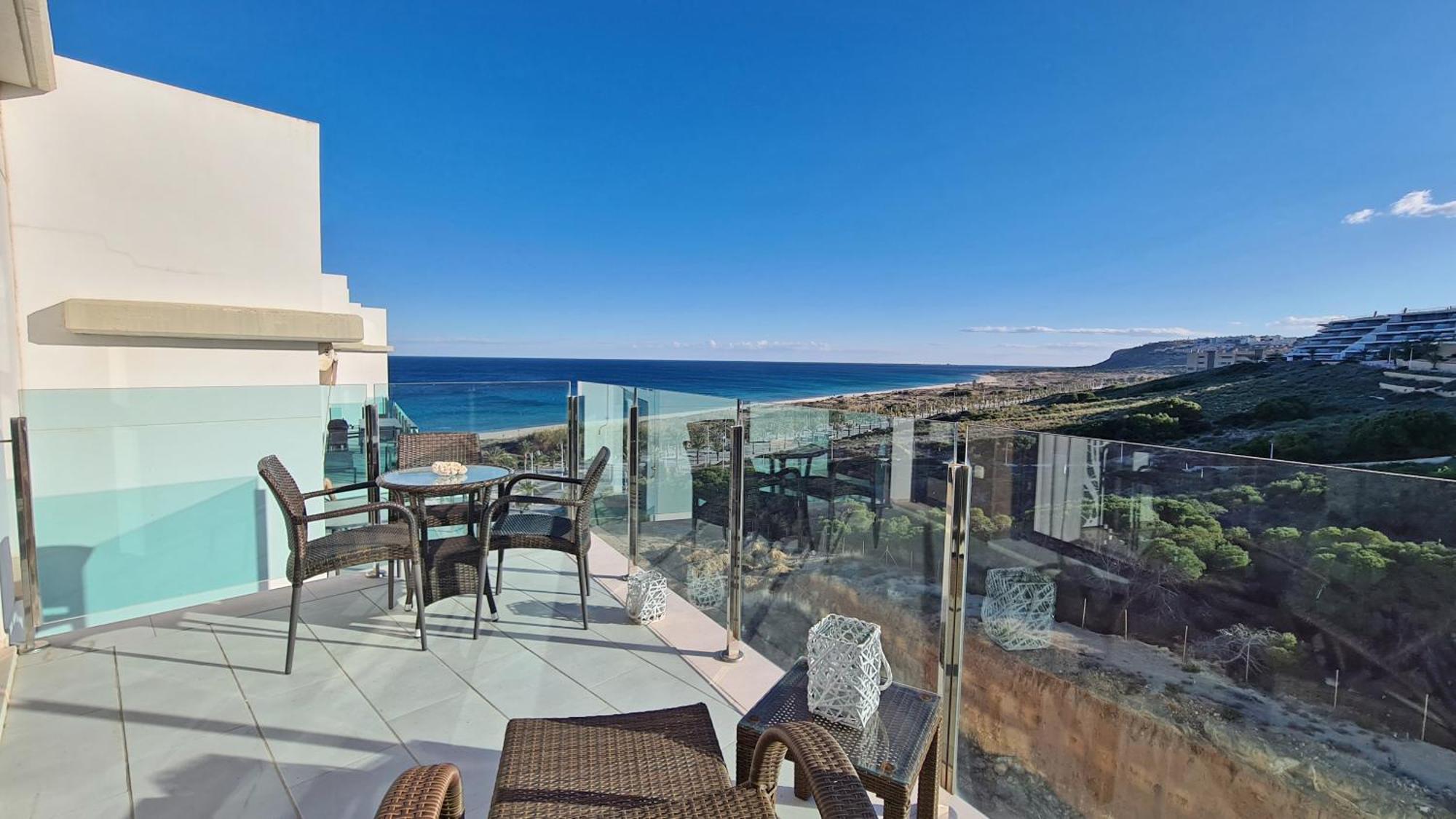Beachfront Luxury Apartments By Nras Arenales del Sol Room photo